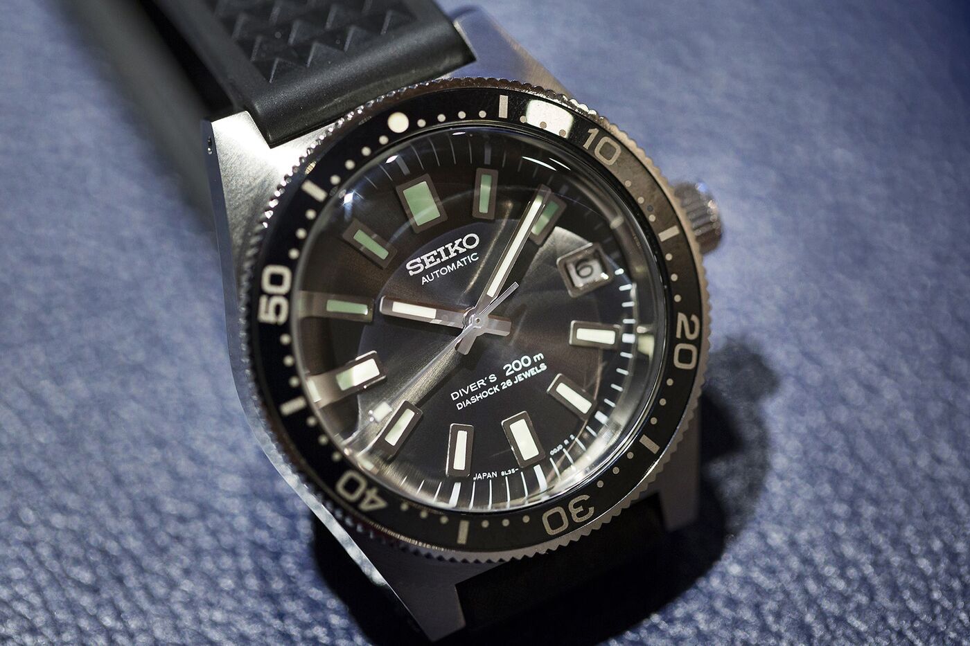 C-segment Wrist Watches: The Edge : The 10 Best Dive Watches