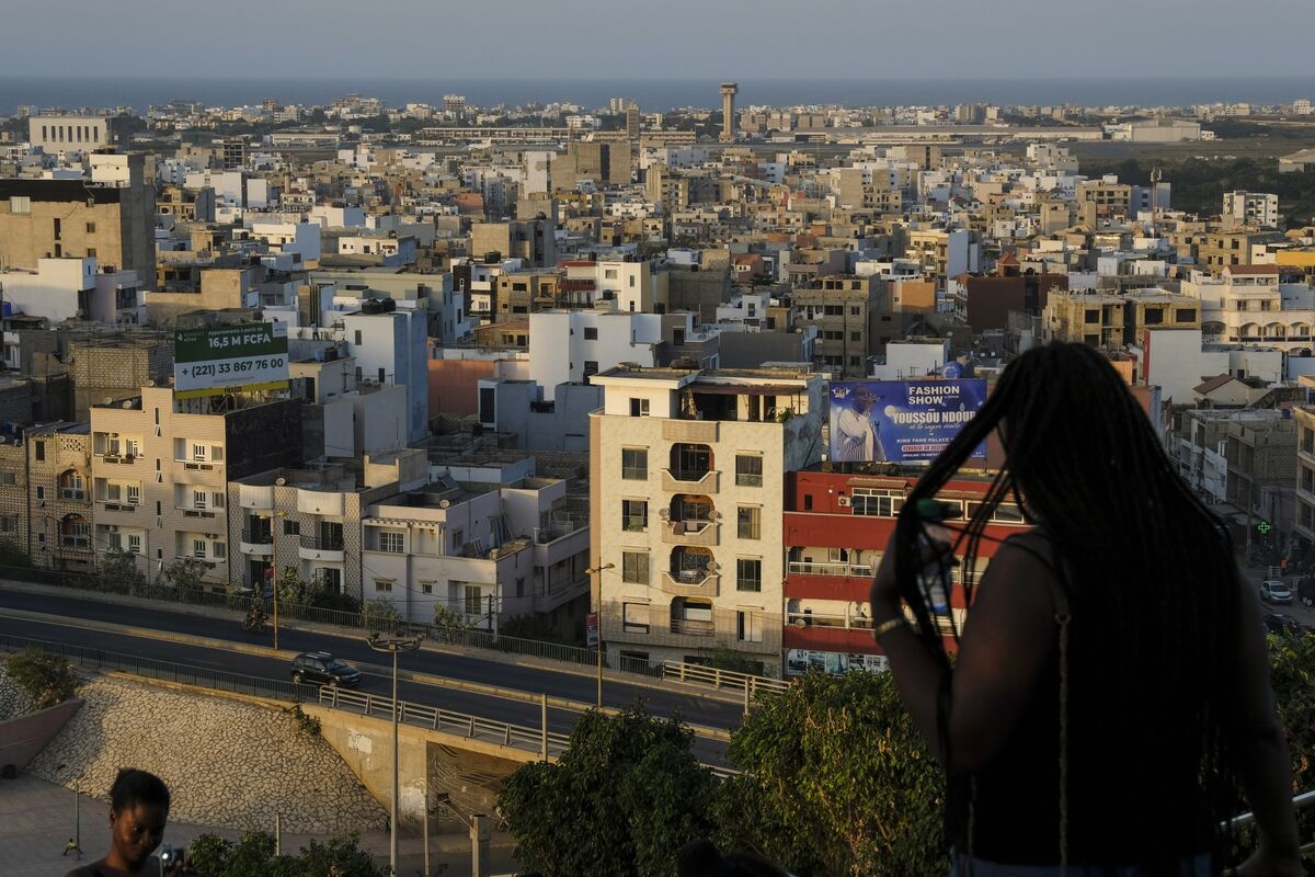 Senegal’s Credit Rating Cut to Caa1 by Moody’s on Debt Risks