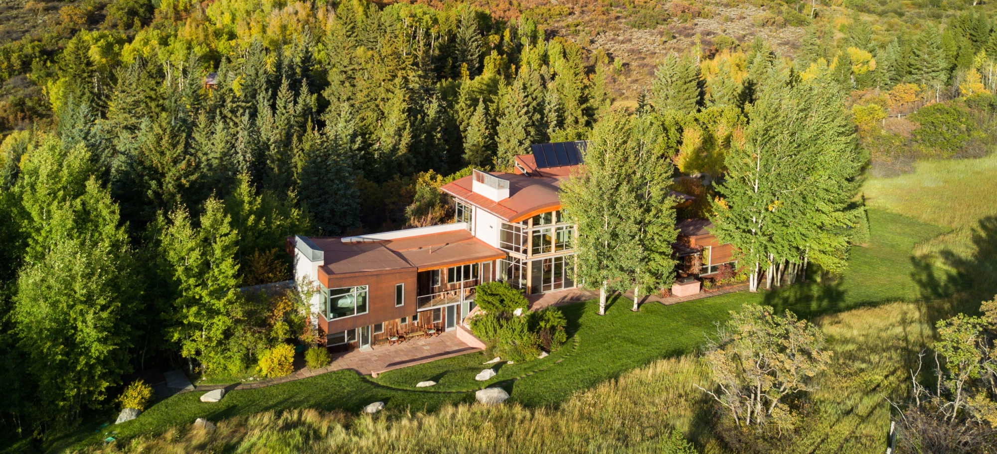 One of Aspen's Founding Families Is Selling Its Mountain Mansion - Bloomberg