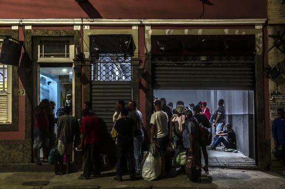 Homelessness Surges in Brazil’s Biggest Cities as Covid Fades