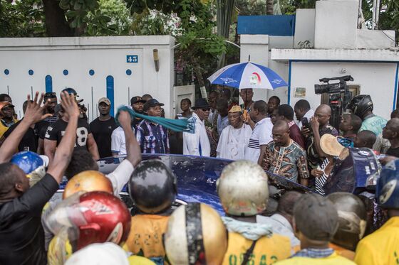 Benin Pushes on With Legislative Vote Despite Public Outcry