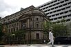 BOJ to Cut Purchases of Troubled Super-Long Bonds Next Quarter