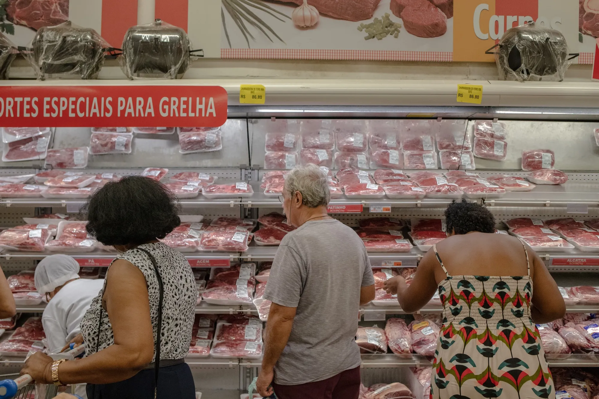 Shoppers at a grocery store in Rio de Janeiro.