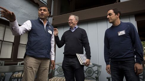 Arora, Google’s Eric Schmidt and Salar Kamangar