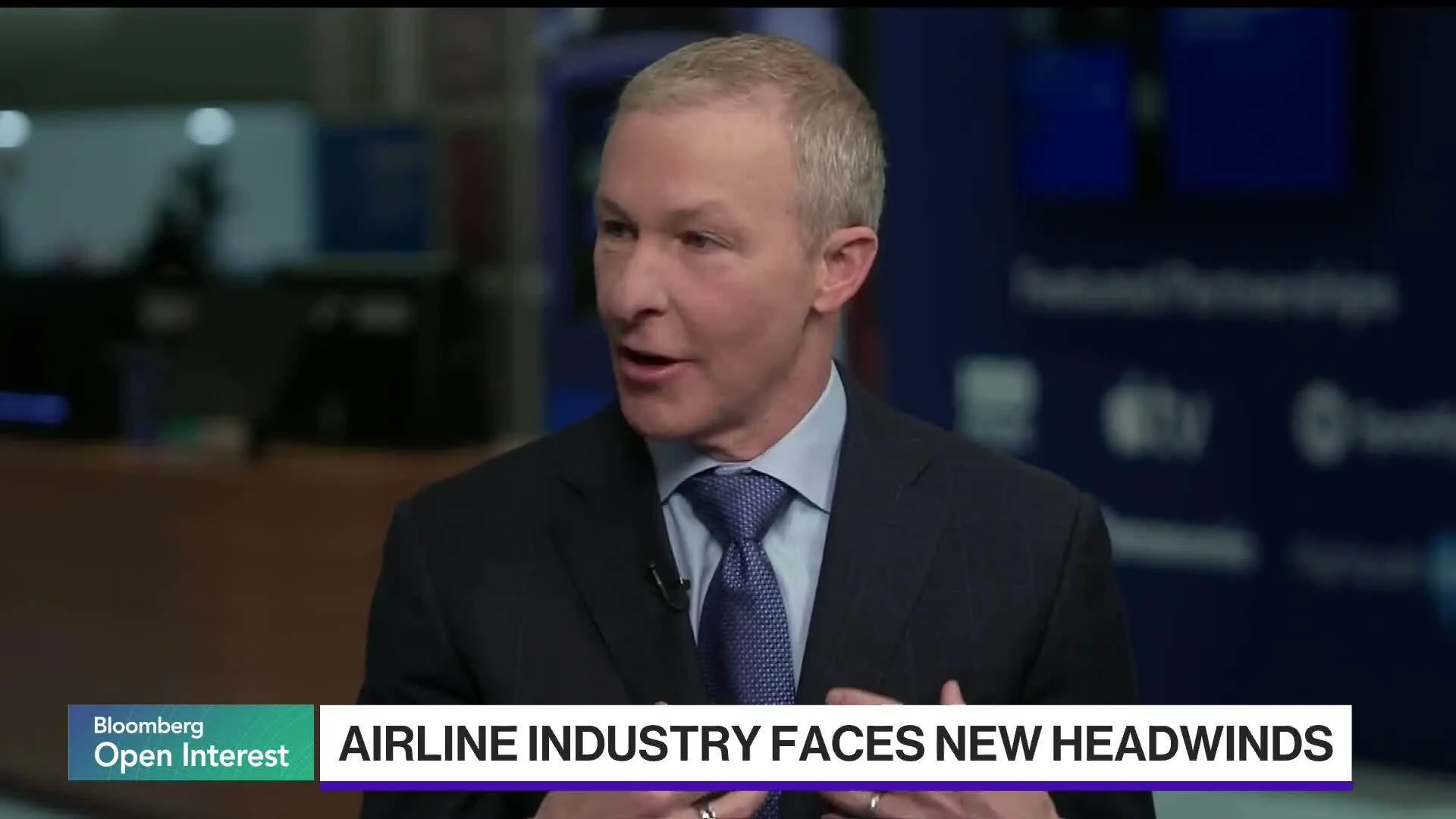 bloomberg.com - Watch United Airlines CEO on Demand, Oil Prices and TSA Lines