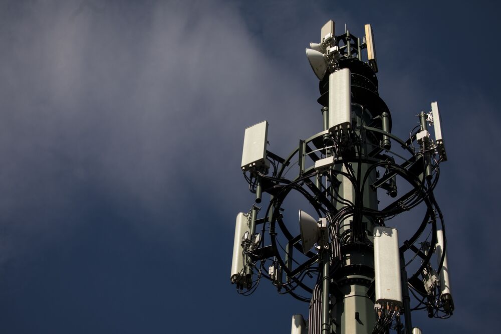 Huawei Faces Ban On Selling 5g Kit To U K By End Of This Year Bloomberg