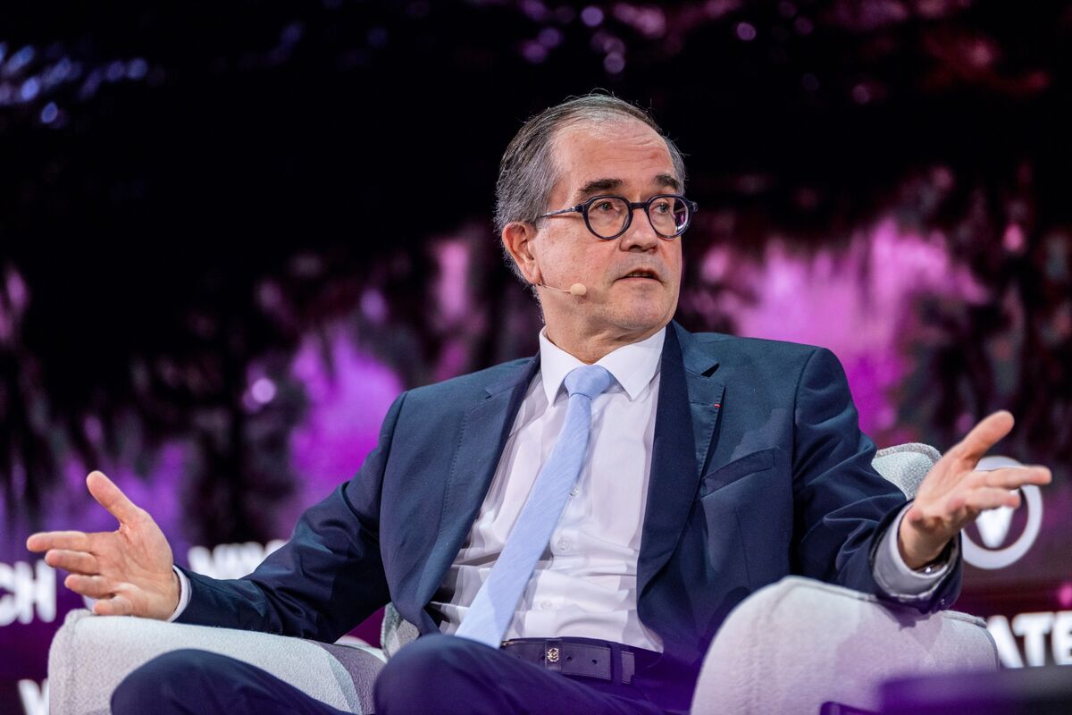 Renault CEO Welcomes EU-China Deal on Hybrids as ‘Milestone’
