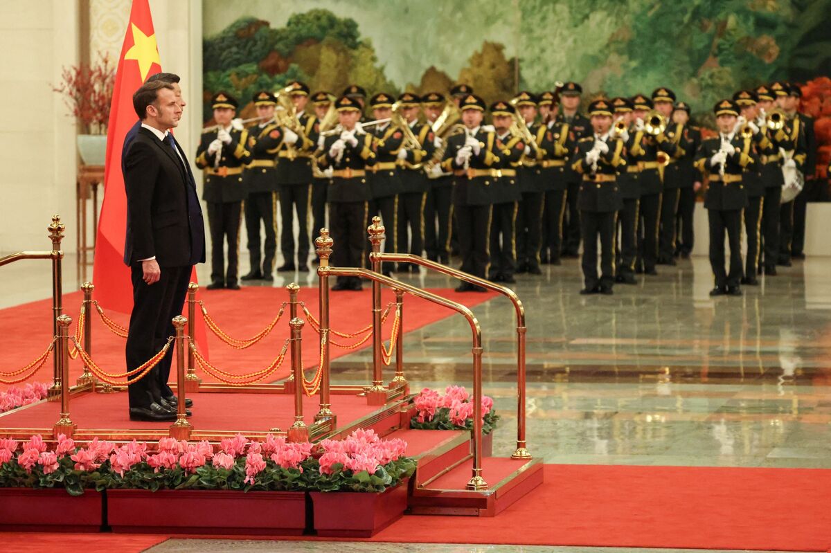 assets.bwbx.io image