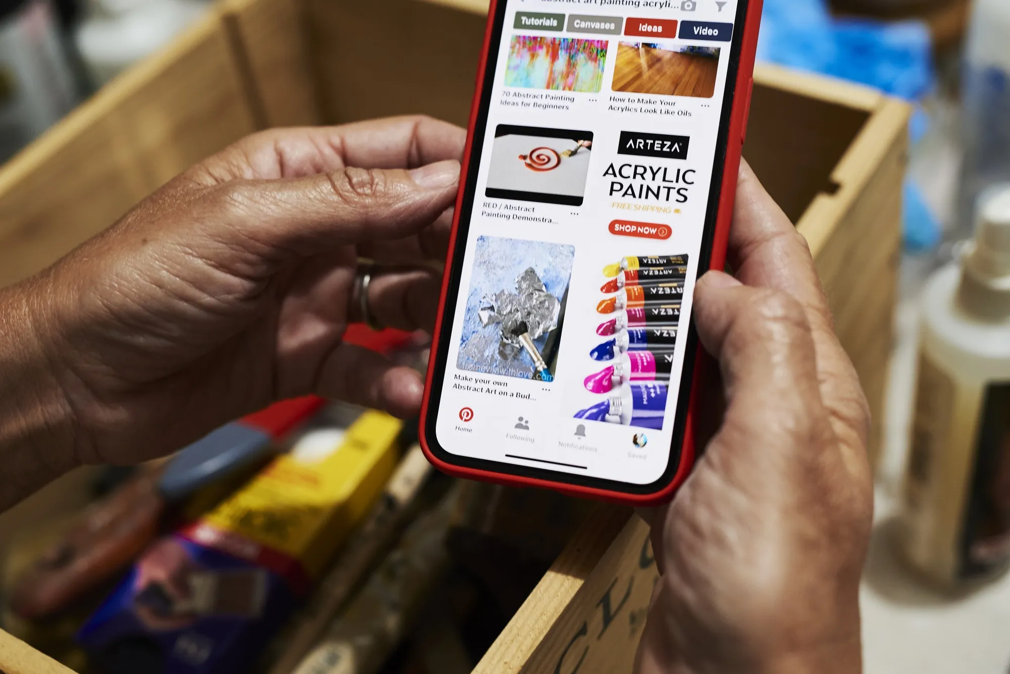 The Pinterest Inc. app.