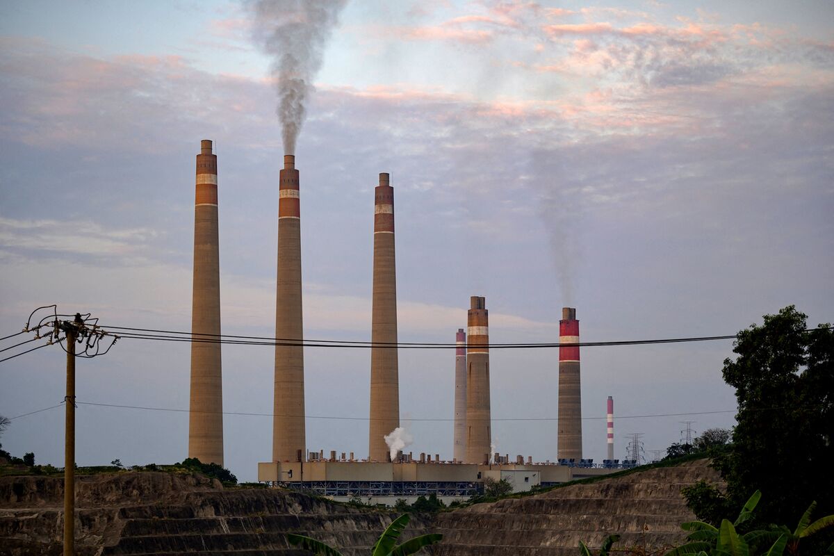 World's Biggest Climate Deal at Risk: Indonesia Green Energy Plan Problems  - Bloomberg