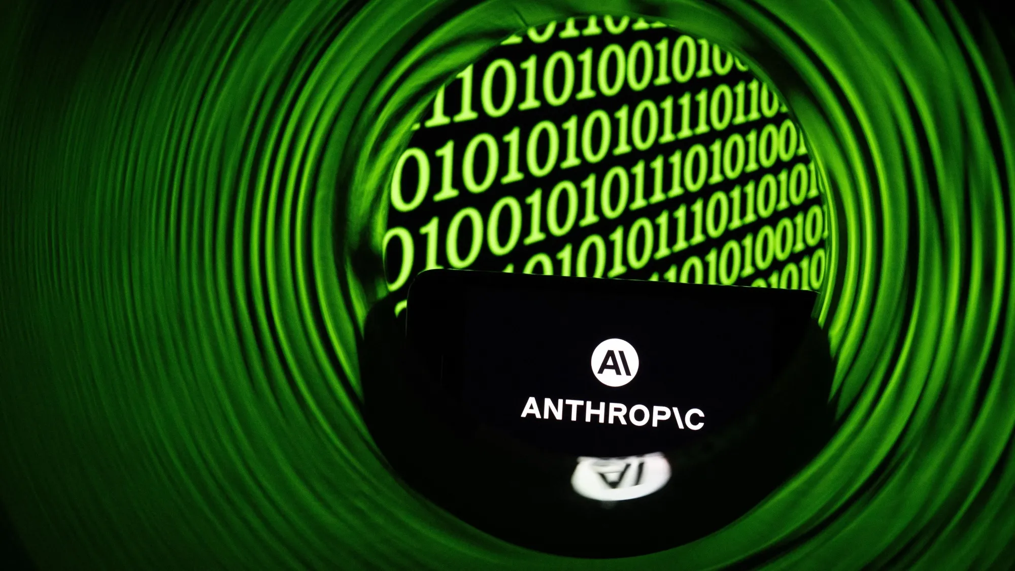 Anthropic's Mythos AI Model Accessed by Unauthorized Users