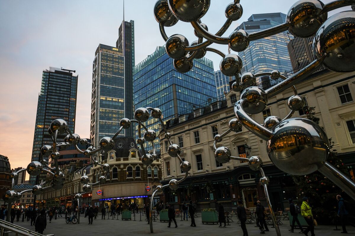 British Bankers Bask in $70 Billion Summer After UK M&A Surge