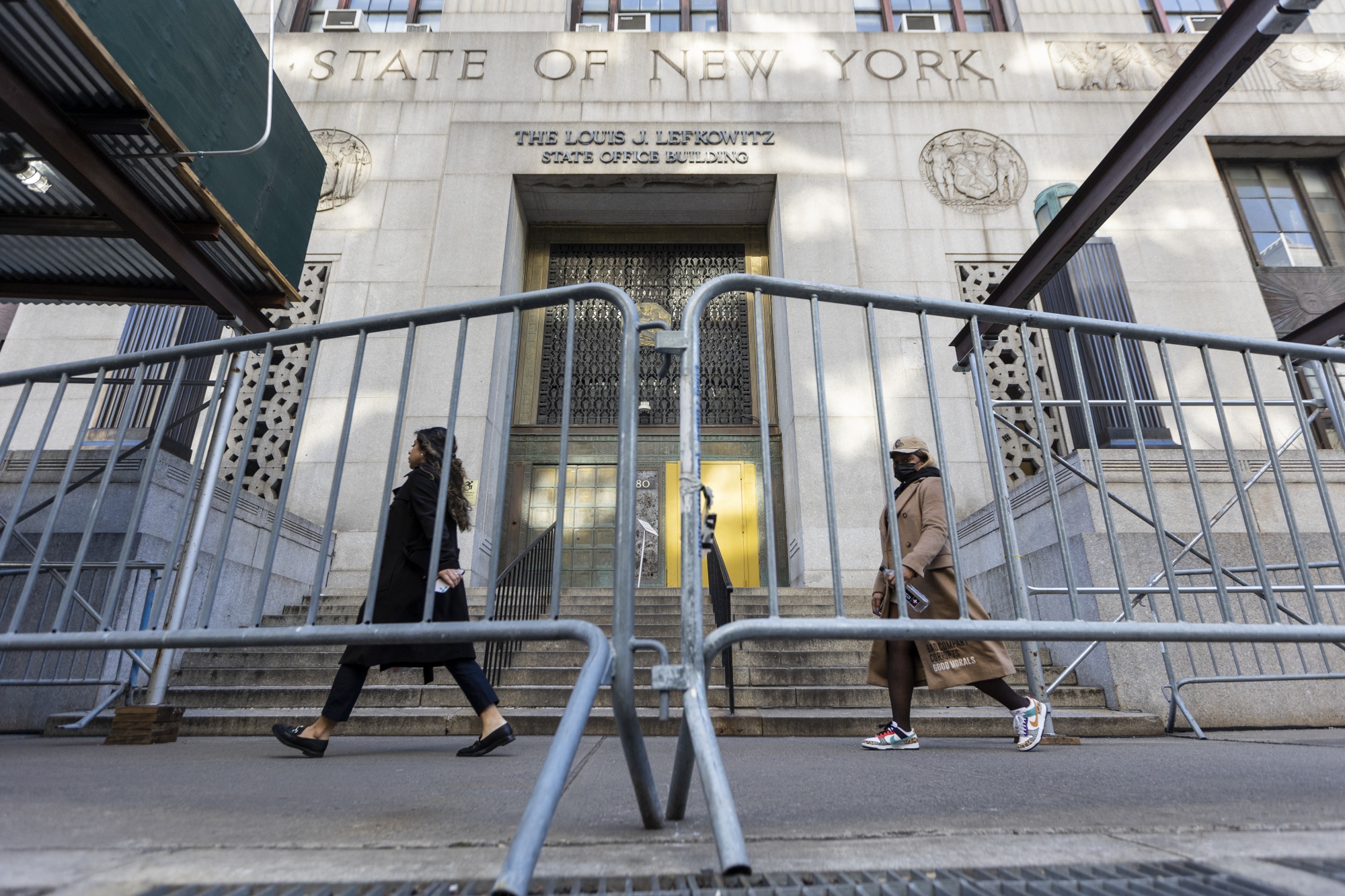 Security fences outside the office of Manhattan District Attorney Alvin Bragg in New York, on&nbsp;March 21, 2023.