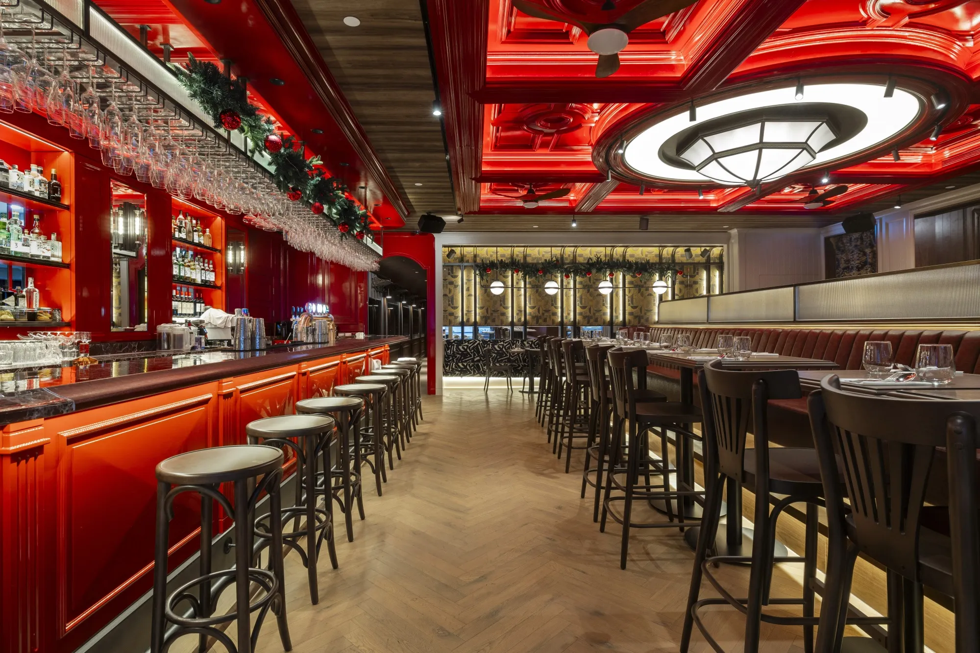 Landau's Bar and Grill.