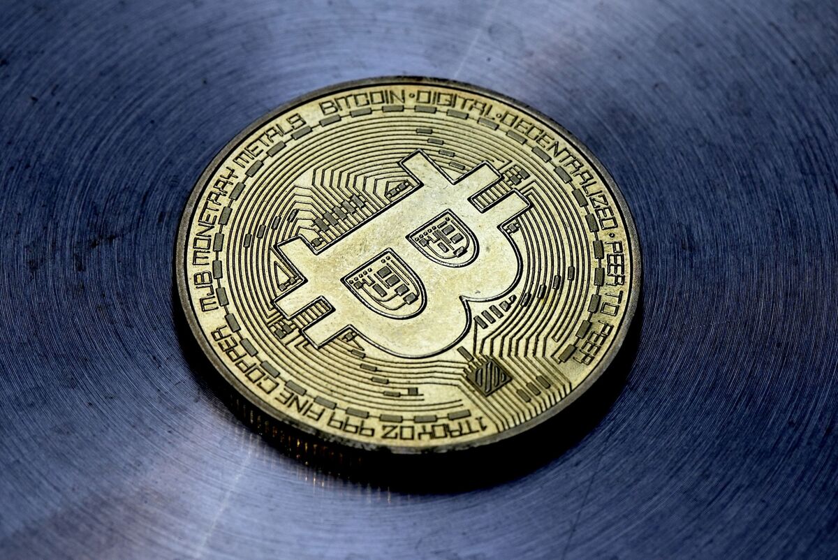 ビットコインが一時５万ドル台回復、他の仮想通貨も軒並み堅調 - Bloomberg