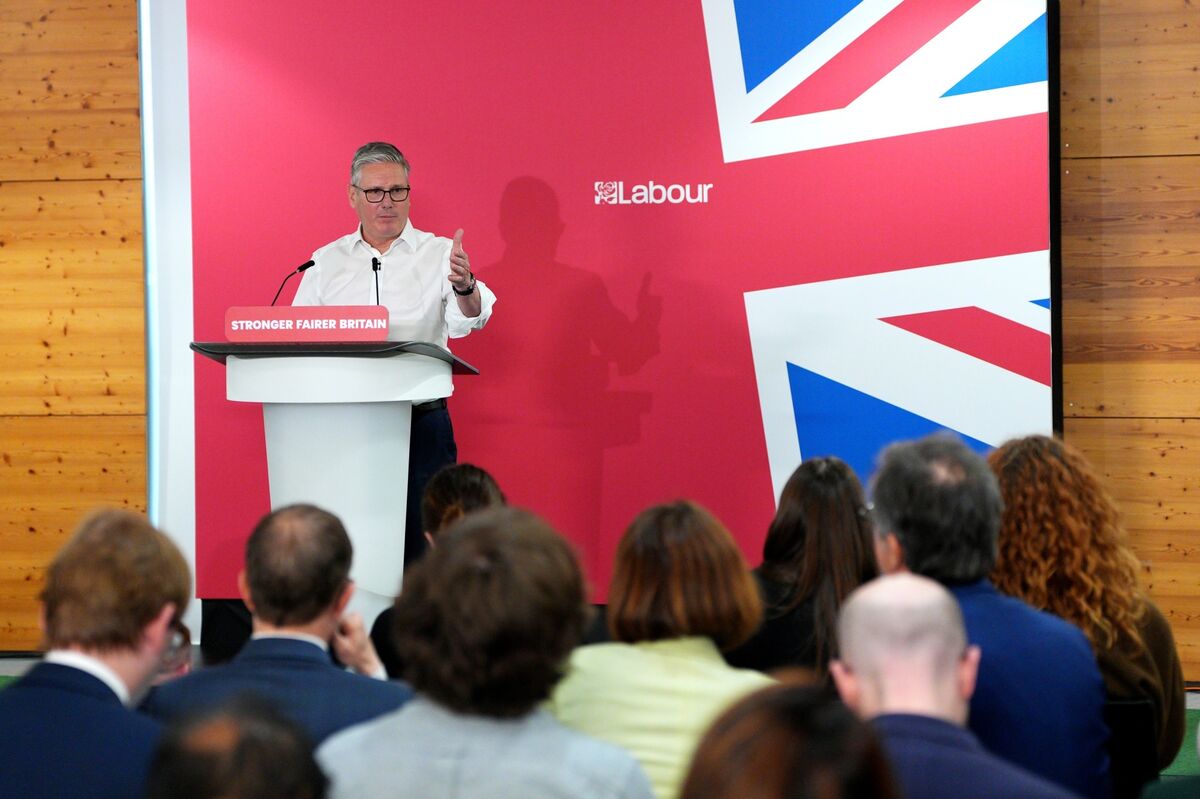 Starmer Vows to Prove Critics Wrong in Speech to Save Job