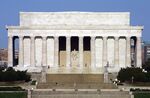 The Lincoln Memorial follows the designs of the temples of ancient Greece.