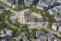 A greener, calmer Arc de Triomphe could be en route.