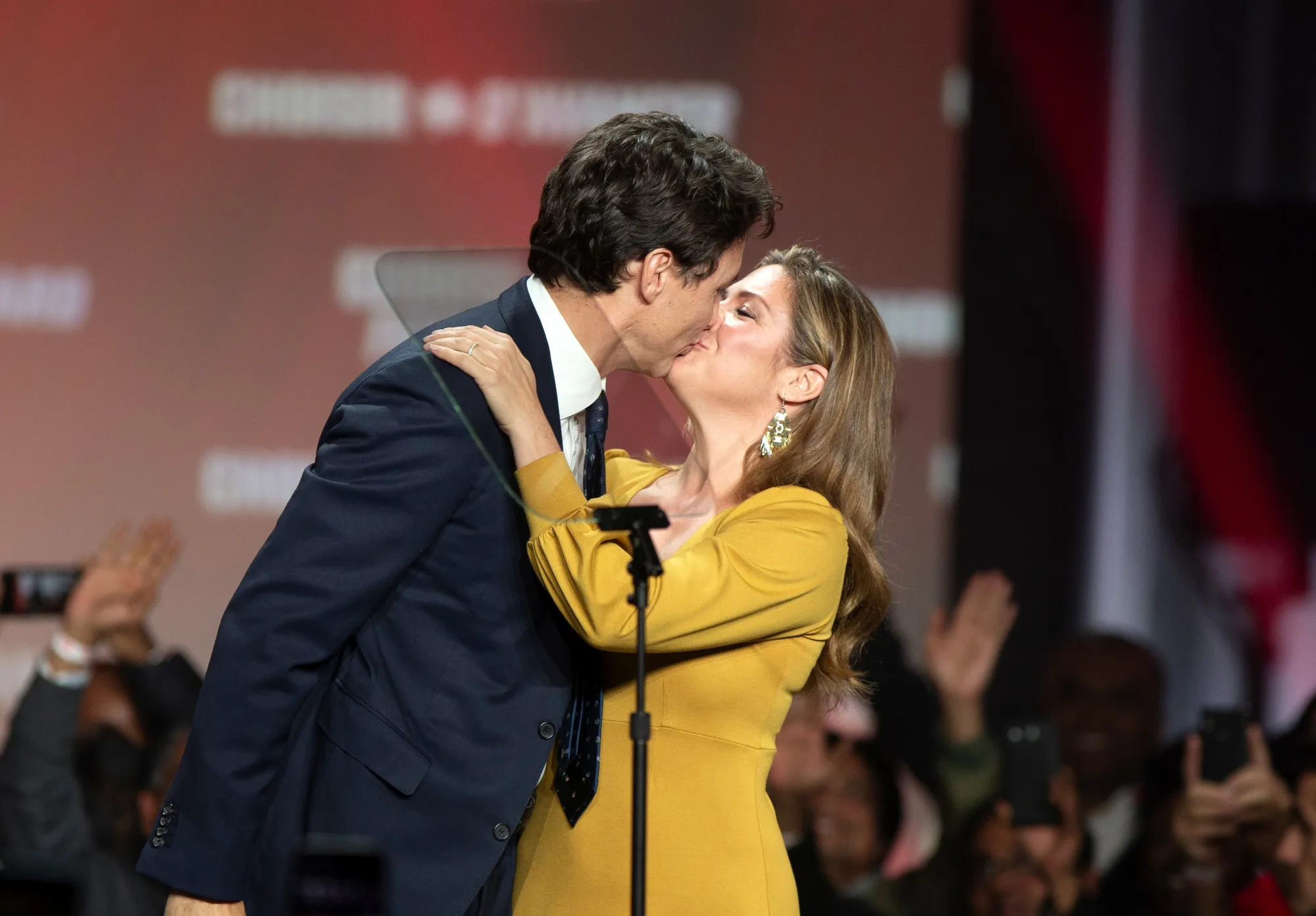 Justin Trudeau kisses his wife, Sophie Gregoire Trudeau, after his election win early on Oct. 22, 2019 in Monteal.