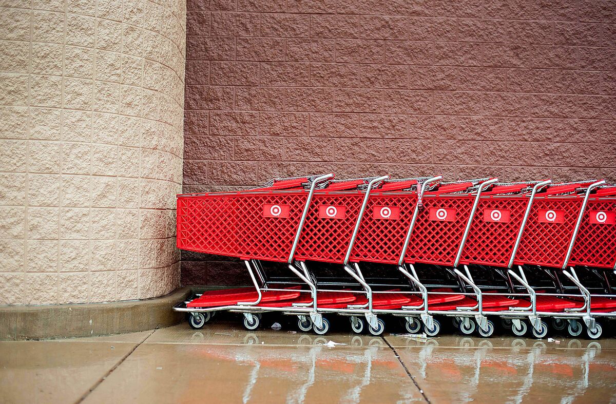 Why Target Is Closing Up Shop in Canada - Bloomberg