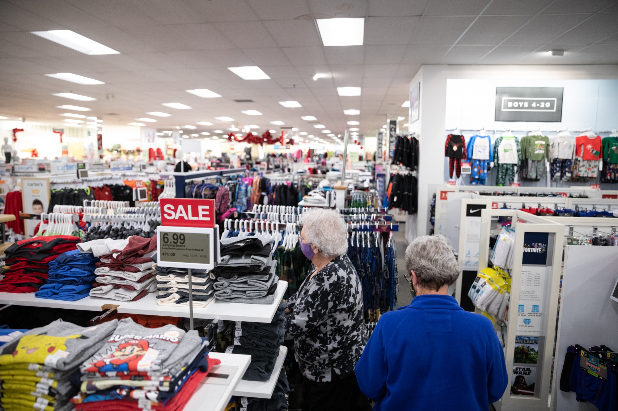 Kohl's Wins While Other Department Stores Struggle: Here's Why