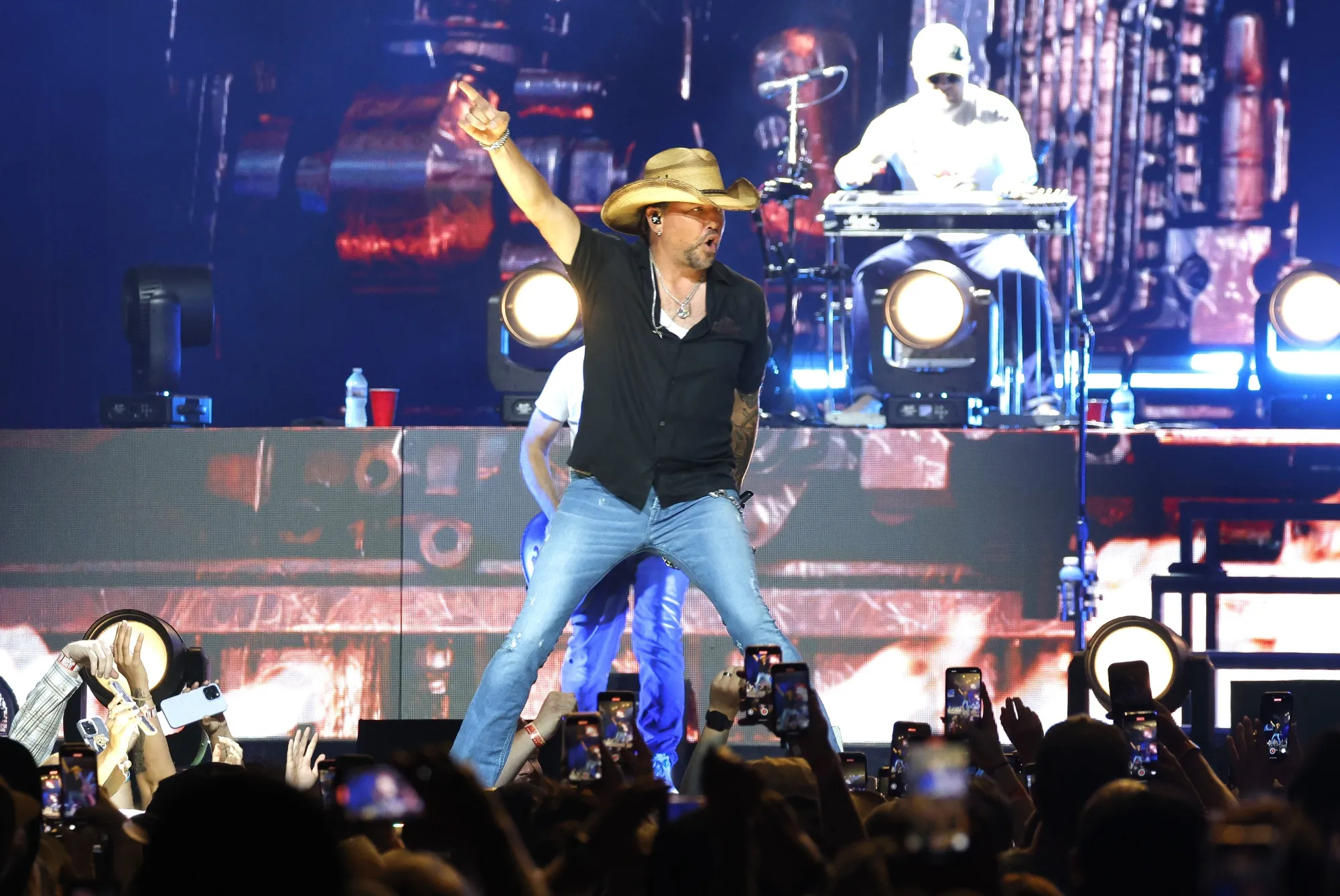 ミュージシャン sold out SOUL'd OUT オフィシャルYouTubeチャンネル - YouTube