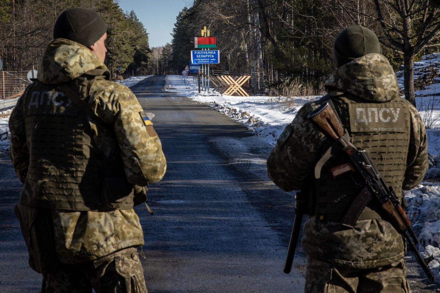 Ukraine Warns Of Encirclement As Russia Conducts Exercises In Belarus