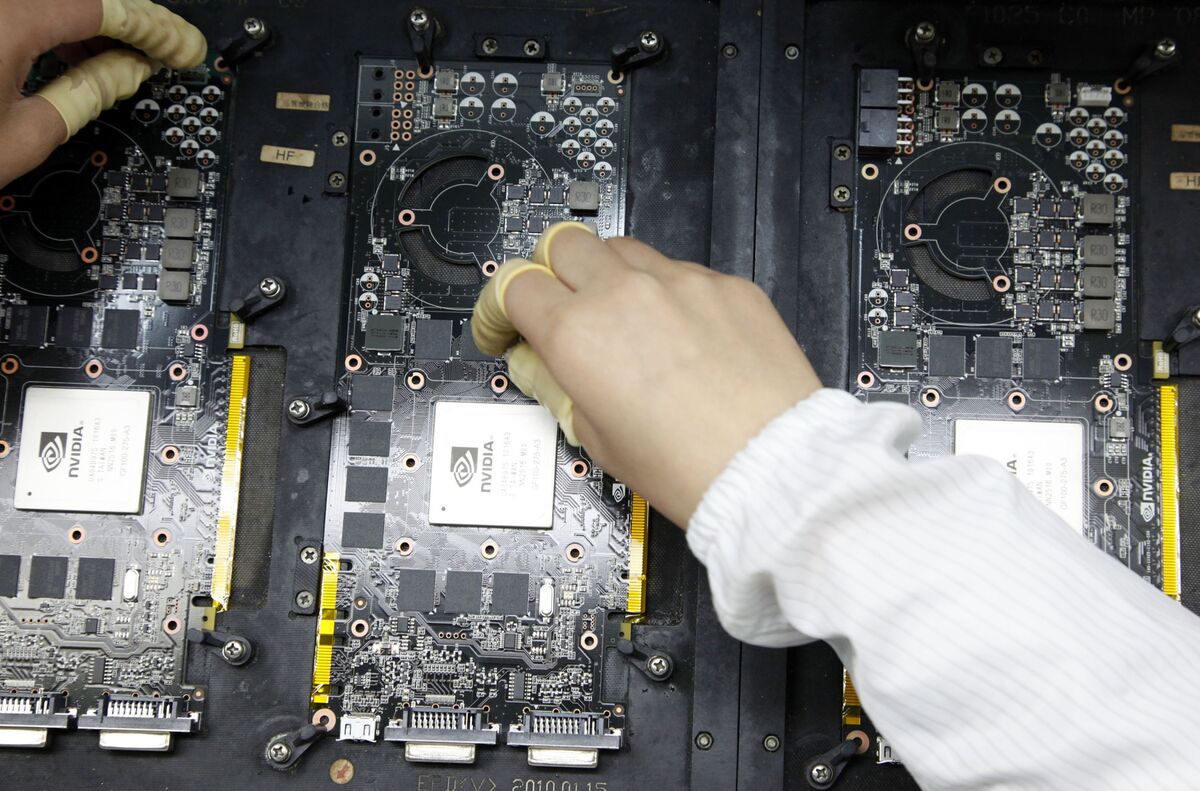 Nvidia Partner Hon Hai Meets Sales Estimates on Strong AI Demand