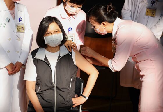 Taiwan Rolls Out First Domestic Shots to Bypass Vaccine Woes