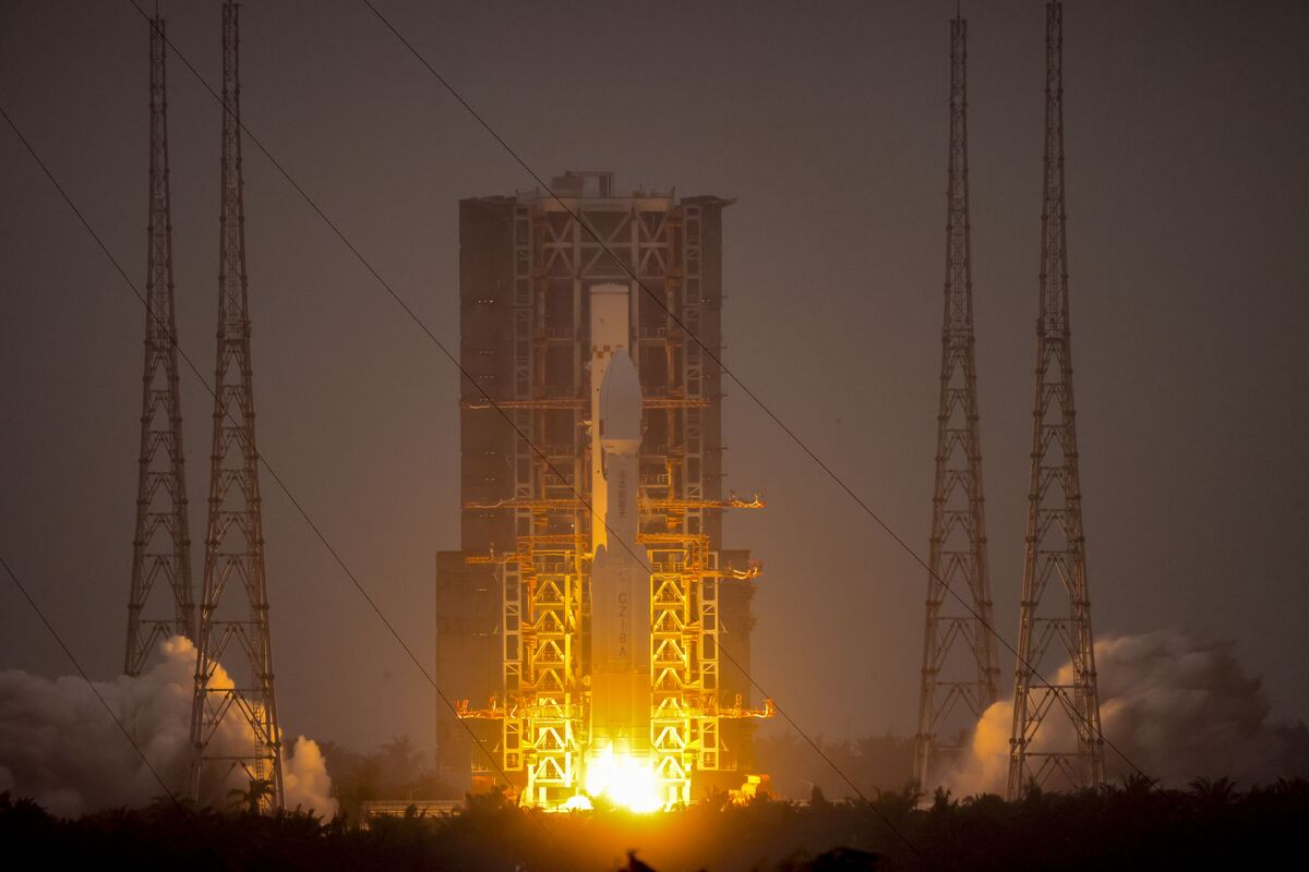 A Chinese Rocket Has Musk’s SpaceX in Its Sights
