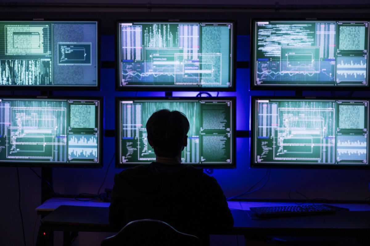 Iranian, Israeli Hacking Groups Spent Years Sparring Online