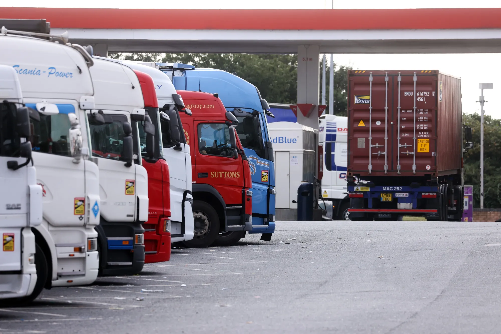 Trucker Shortage Sets U.K. on Course for Food Chaos
