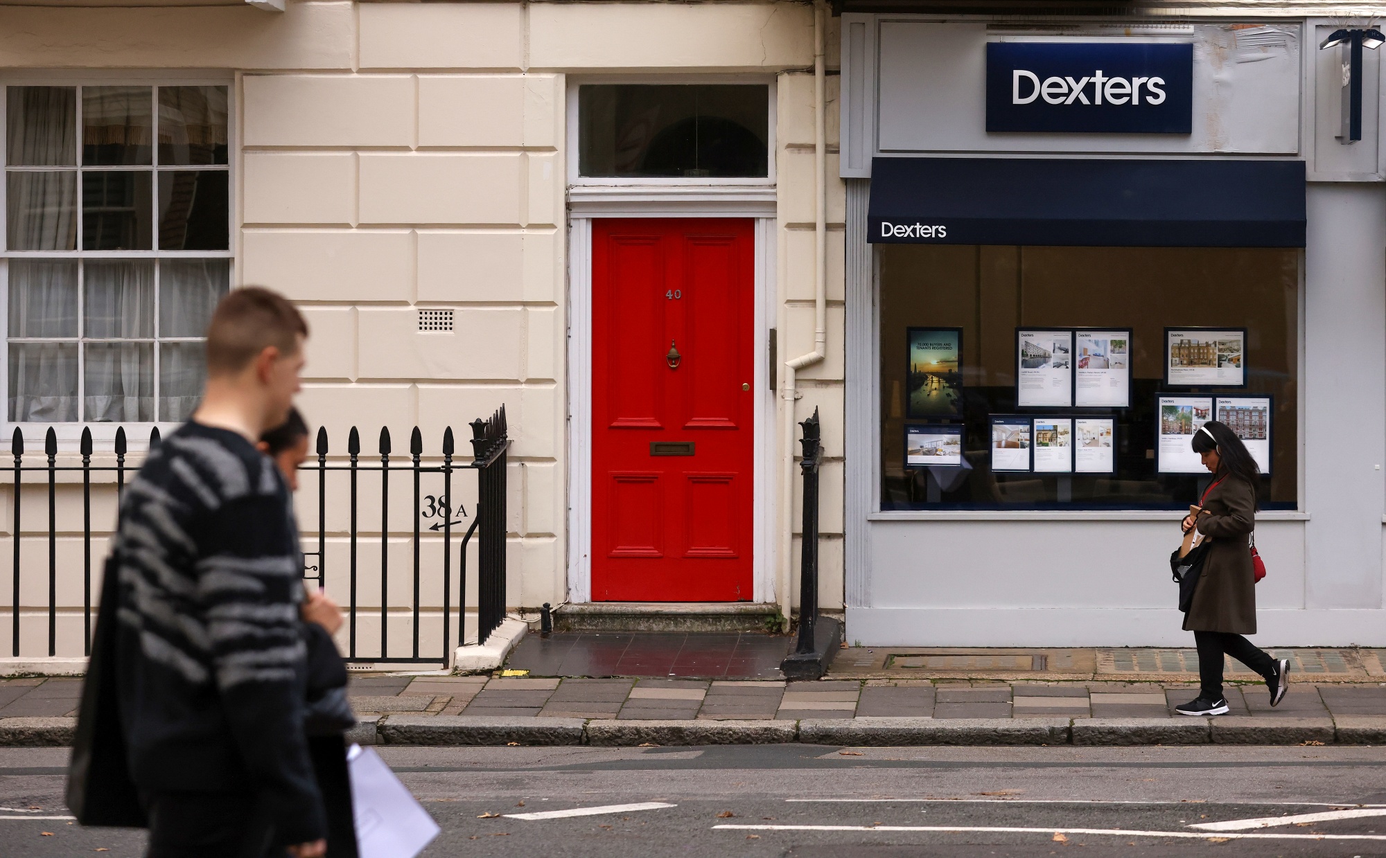 UK House Prices Expected to Keep Rising Over the Next Year, RICS Says Bloomberg