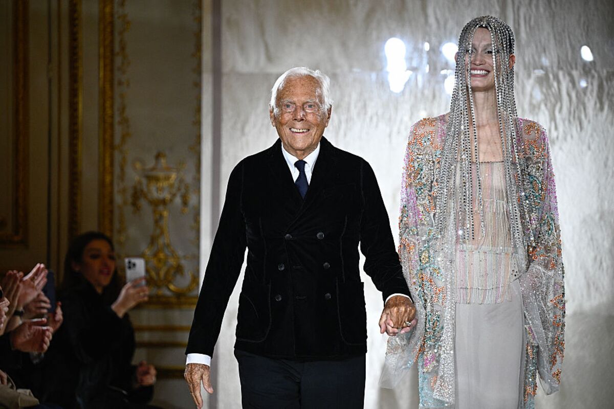 Armani Has Gifted Arnault a Luxury Prize