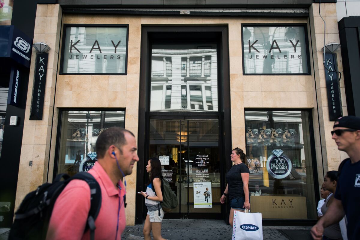 Signet Lifts View Again as Cautious Consumers Splurge on Jewelry