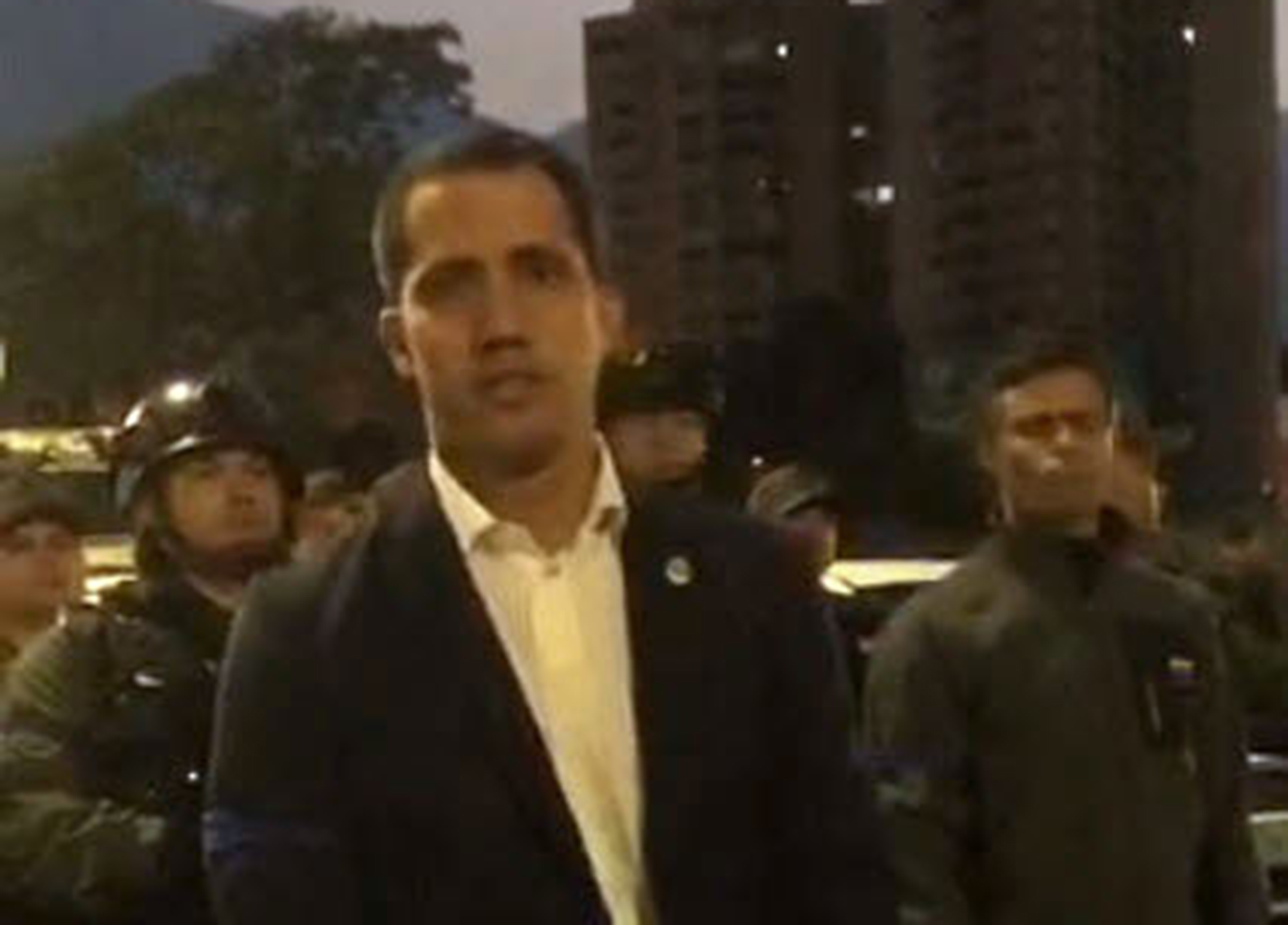 Juan Guaido horizontal