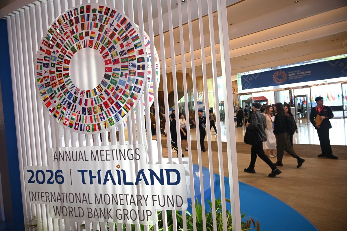 IMF Says Singapore Is Among Asian Winners of the AI Boom