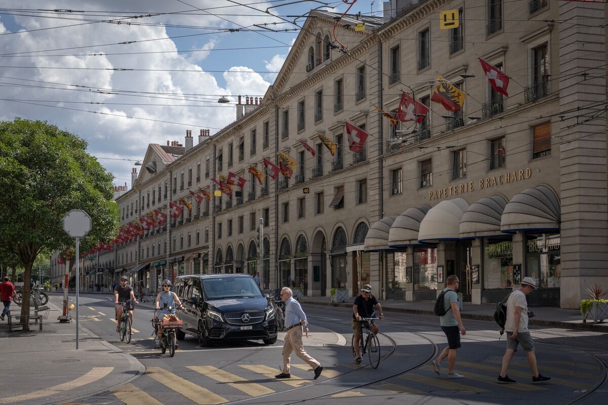 ⚫️ BLOOMBERG: "Svizzera e Stati Uniti: Dirigenti Ricchi Favoriscono Accordo per Riduzione Dazi"