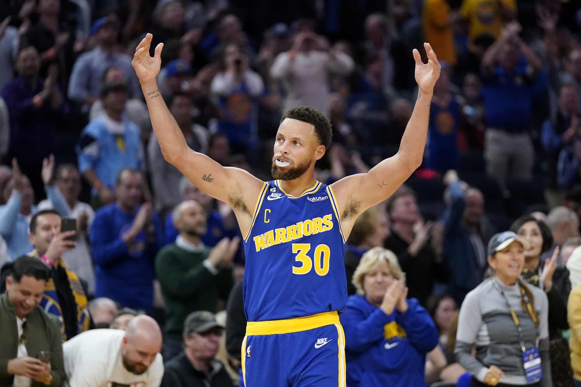Proposed Warriors Trade Lands New Co-Star for Stephen Curry