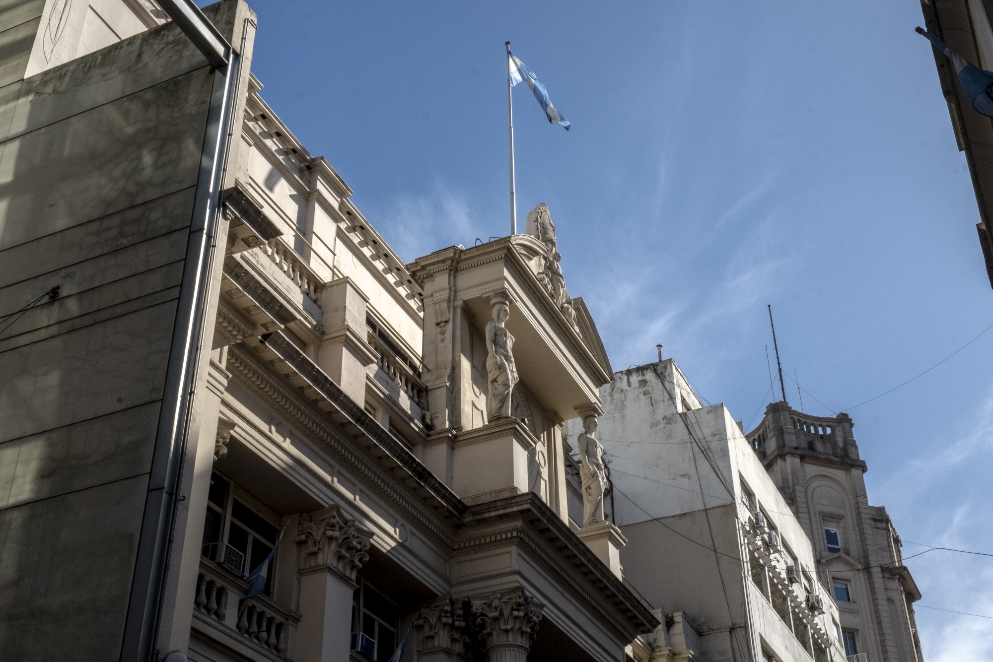 How Argentines Cope With Inflation That's 64% and Rising - The New