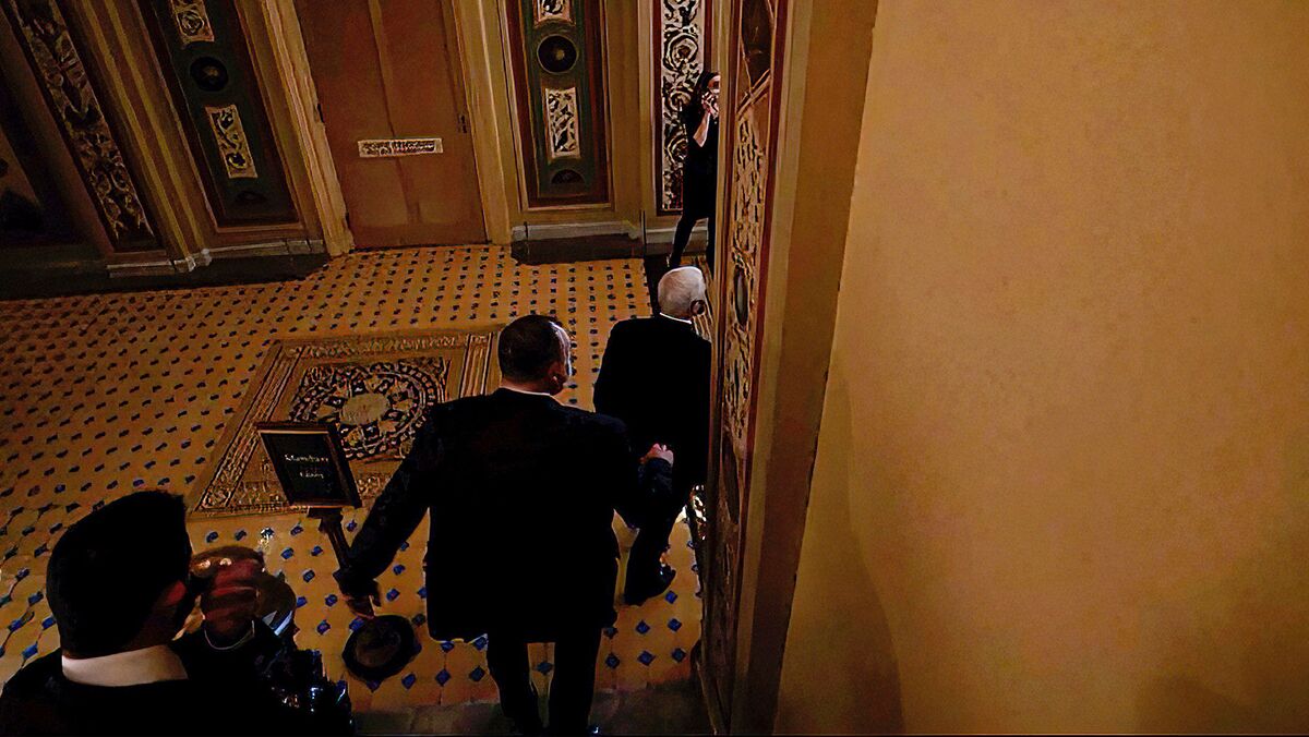 米議事堂襲撃事件の公聴会、ペンス氏の身に迫った危険の詳細 米議事堂襲撃事件の公聴会、ペンス氏の身に迫った危険の詳細