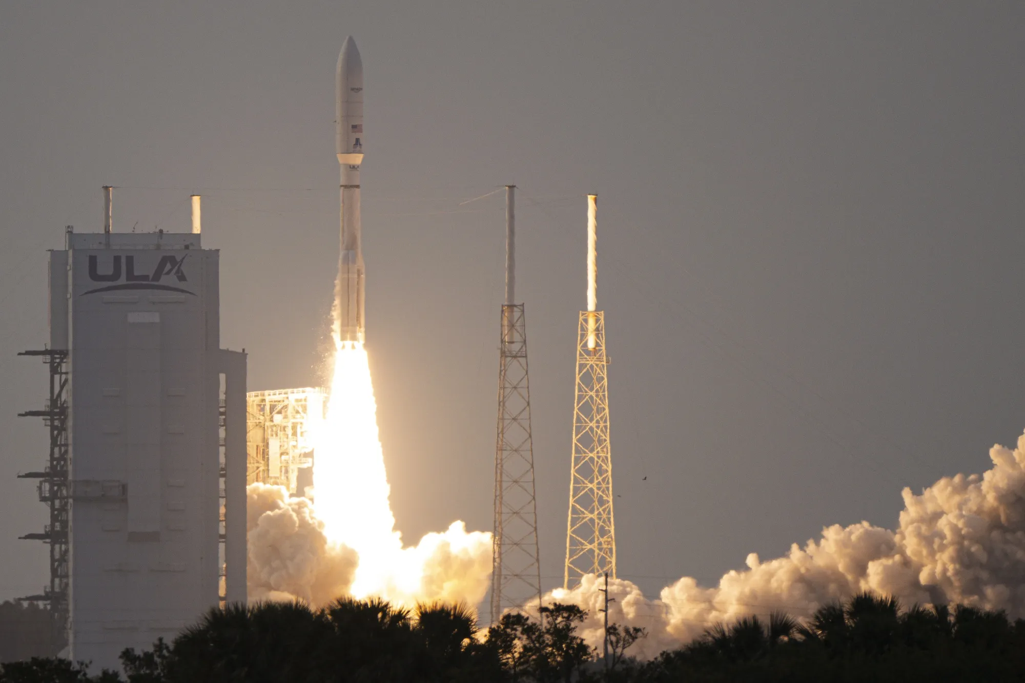 Amazon’s Kuiper Satellites Launch to Space in SpaceX Challenge
