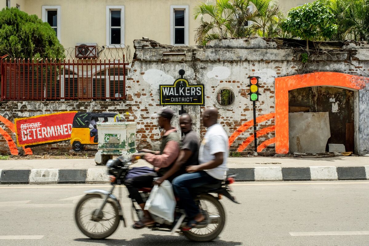 African E-Scooter Startup Defies Policy Risk to Enter Nigeria