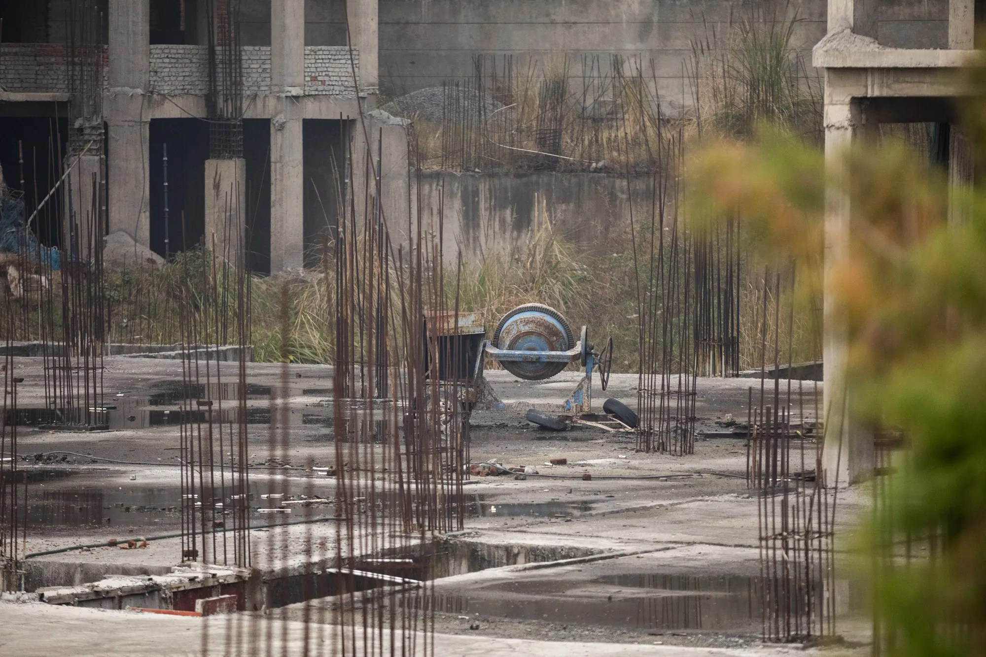 India's Housing Crisis Illustrates The Country's Shattered Economic Dreams 
