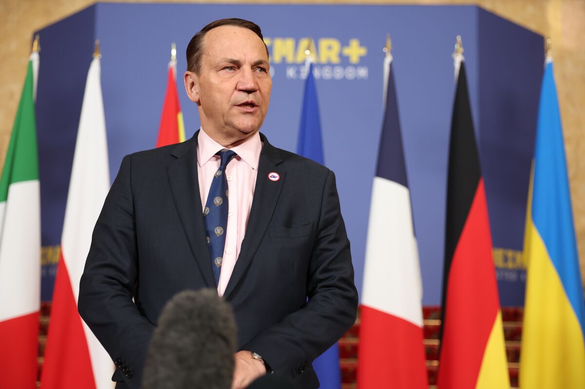 Poland’s Top Diplomat Slams President Over Nuclear Weapon Remark