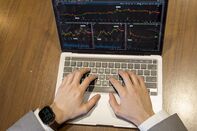 ECONOMY-FINANCE