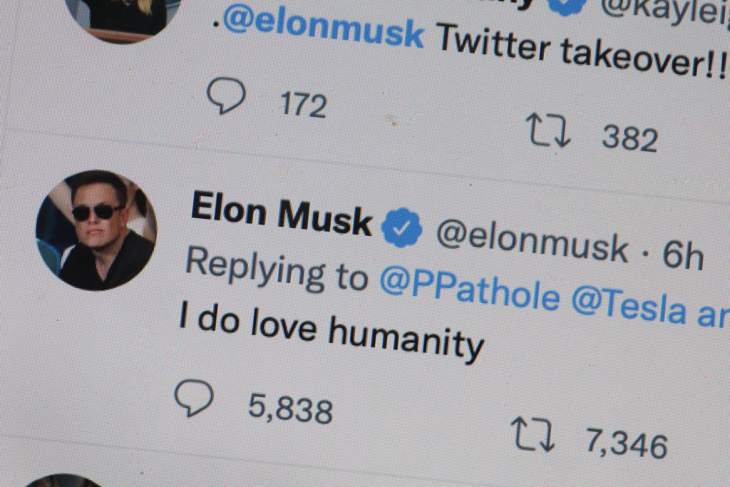 Elon Musk joining Twitter board is a great thing for Twitter and for free  speech. There are many major improvements to Twitter I'd love to…