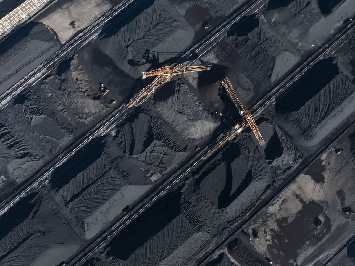 bloomberg.com - Kevin Crowley - Exxon Sounds Alarm on Worsening Global Warming on Coal Pollution