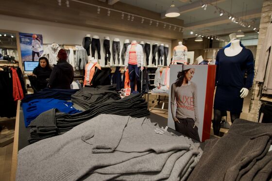 The Gap Isn't the Future. Its Lululemon Challenger Is.