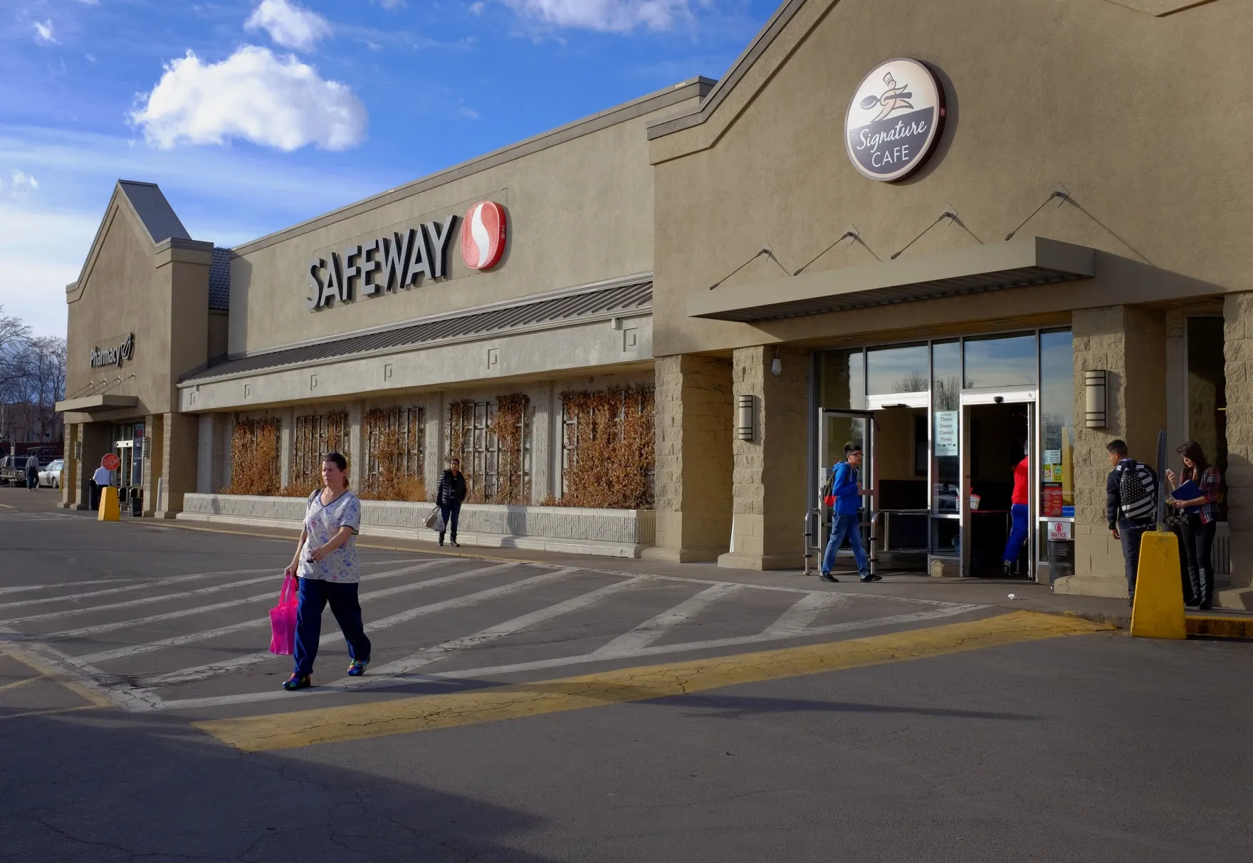 C&amp;S Grocery Wholesalers&nbsp;only gained limited rights to use the Safeway name in Arizona and Colorado.